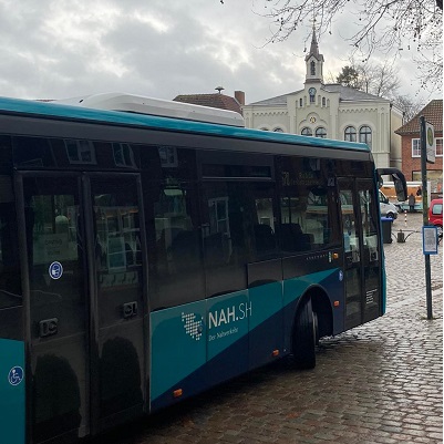 Nah.Sh Bus auf dem Oldenburger Markt